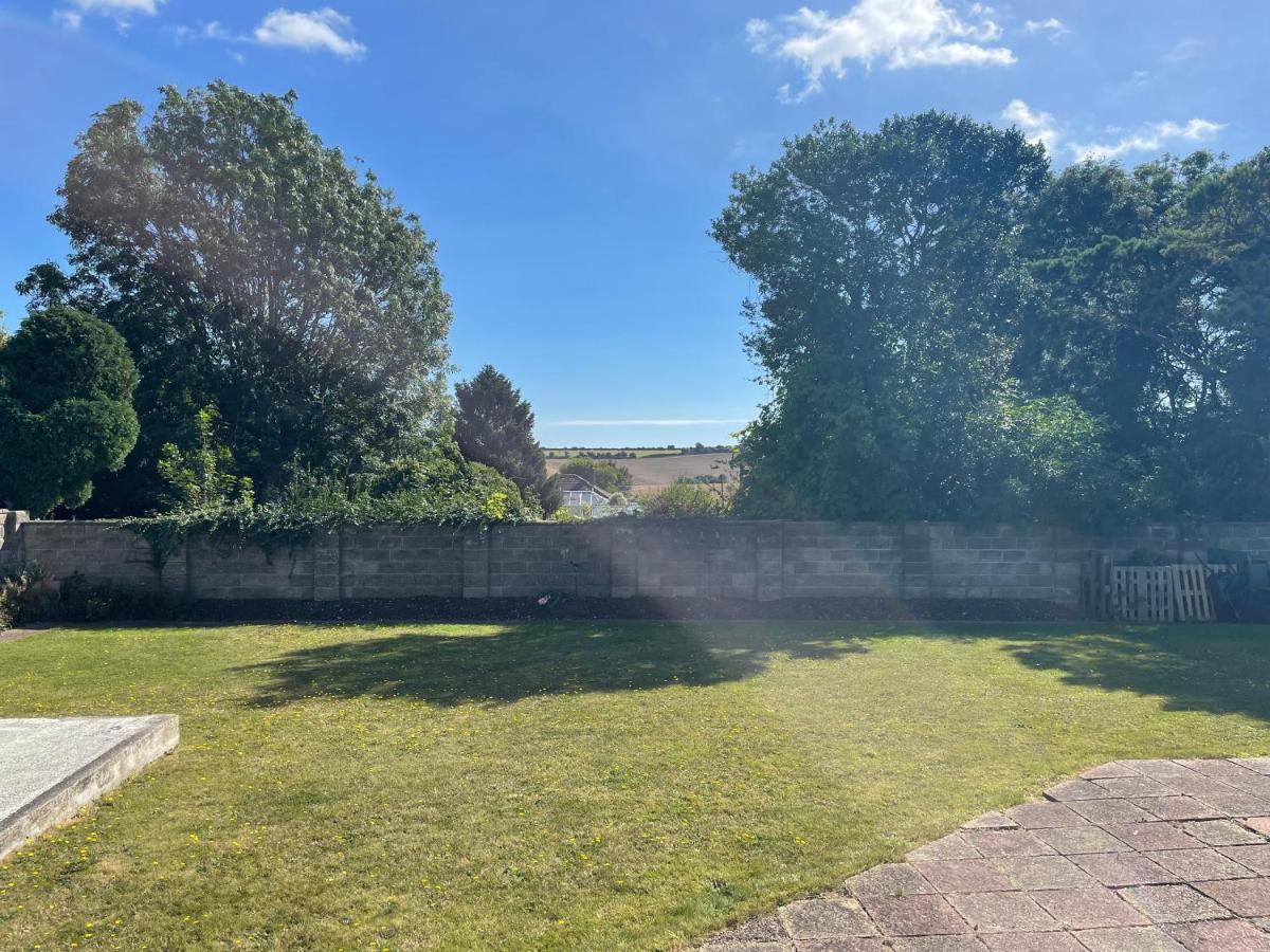 Fab Stay Uk - Coastal And Country Retreat With Free Secure Off Road Parking Minutes From Both Dover And Deal Exterior photo