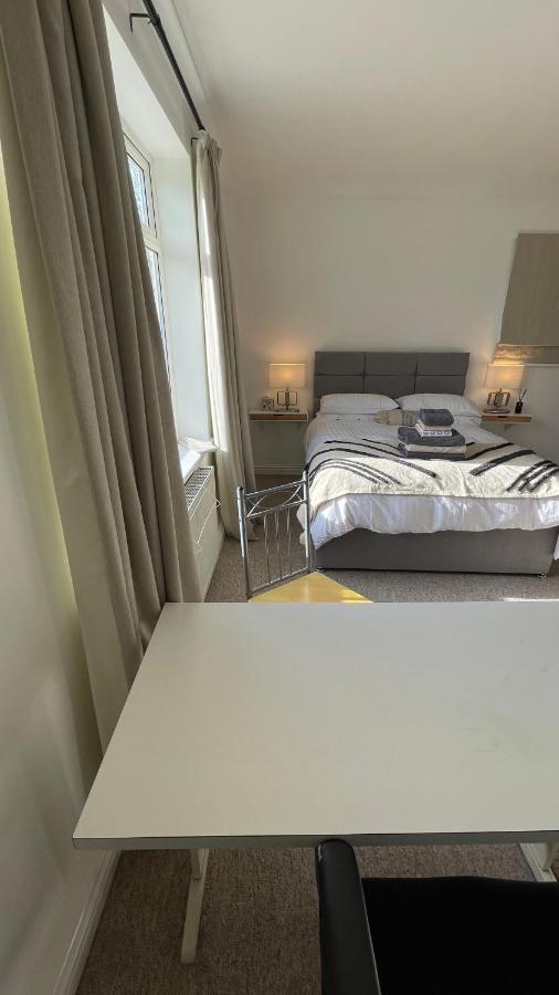 Fab Stay Uk - Coastal And Country Retreat With Free Secure Off Road Parking Minutes From Both Dover And Deal Exterior photo